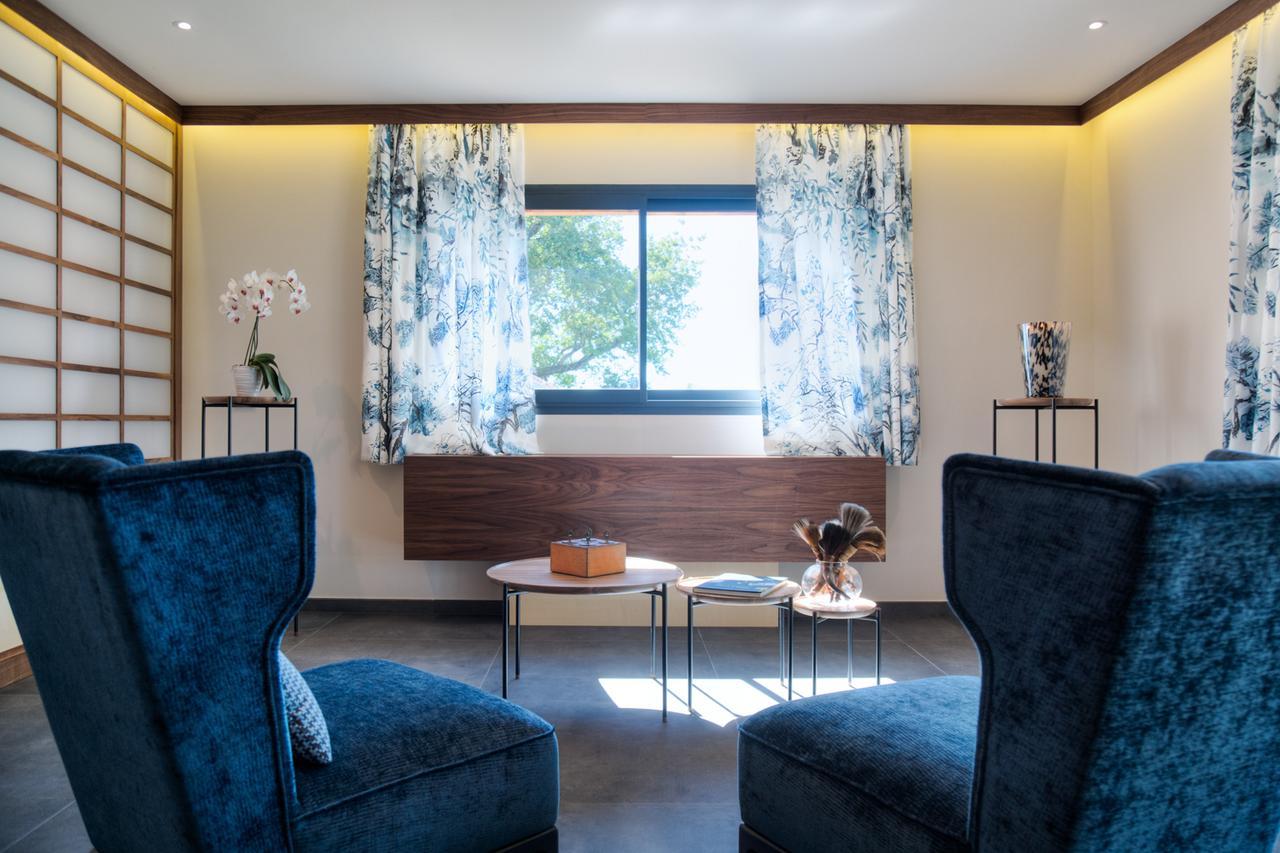 Chambres D'Hotes Domaine De Nazere Avezan Экстерьер фото
